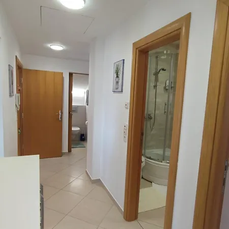 Apartment Mila Vodice